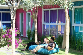 Отель Kubu Container  Kuta